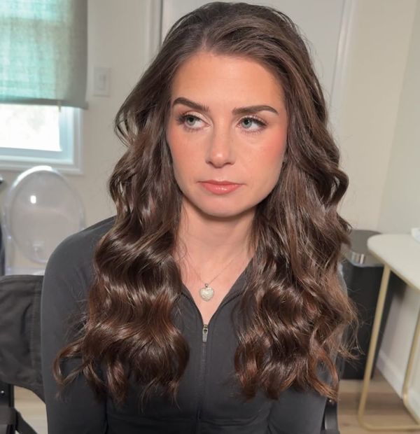 Natural makeup with soft waves made to last over Shabbos